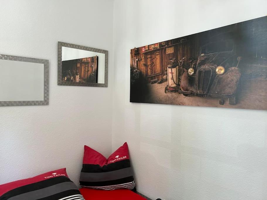 Ruhige Wohnung Im Fabrikstil In ケムニッツ エクステリア 写真